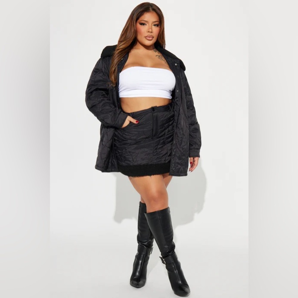 Two Piece Fur Colar Black Skirt And Jacket Set